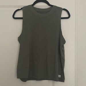 Vuori Olive Green Heathered Women's Muscle Tee